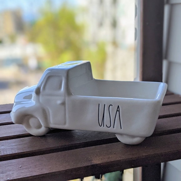 🇺🇲 Rae Dunn USA Truck 🇺🇲 - Picture 3 of 14